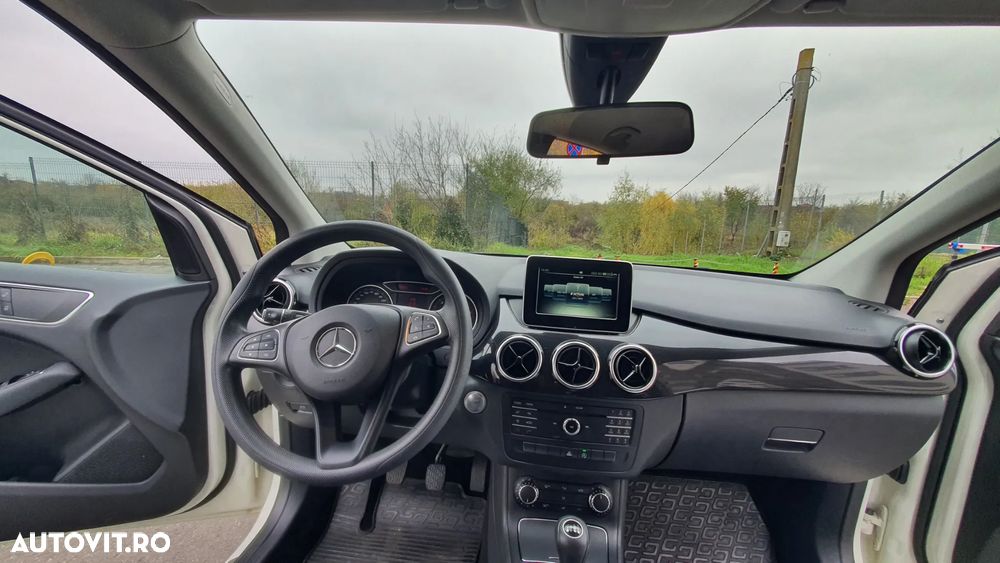 Mercedes-Benz B 160 - 23