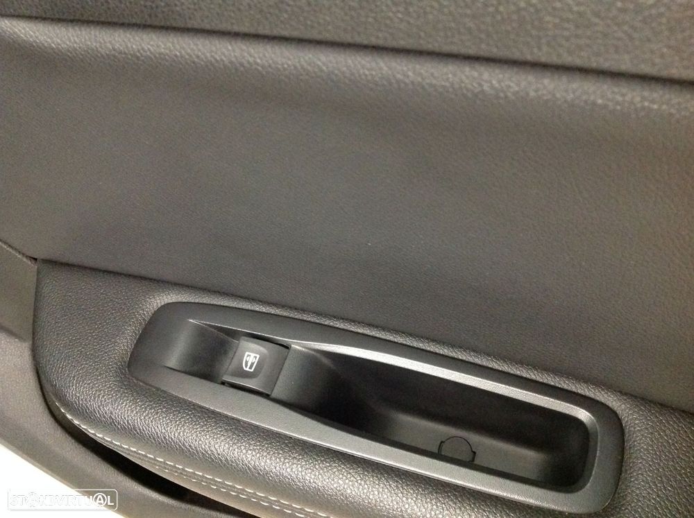 Renault Mégane Sport Tourer 1.5 Blue dCi Limited C/PM+Pneu - 33