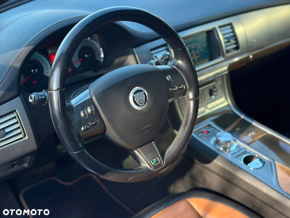 Jaguar XF XFR 5.0 V8 Kompressor - 7