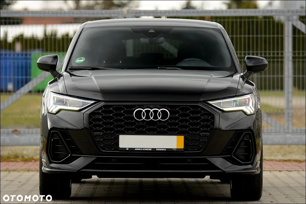 Audi Q3 Sportback 35 TDI ack S tronic S line - 1
