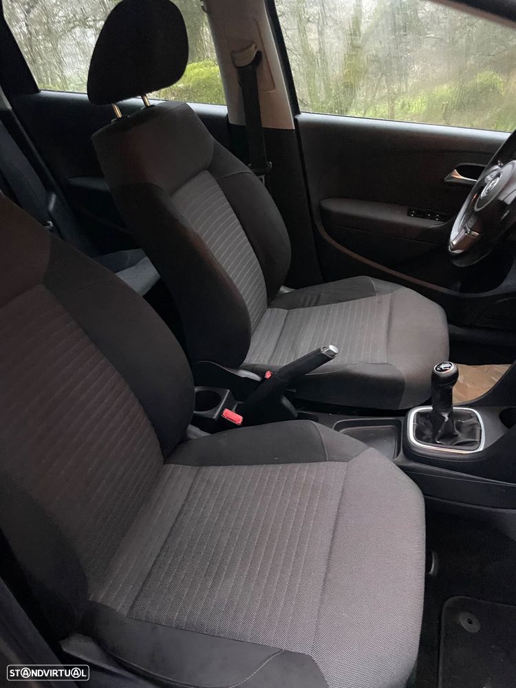 VW Polo 1.6 TDI Comfortline - 8