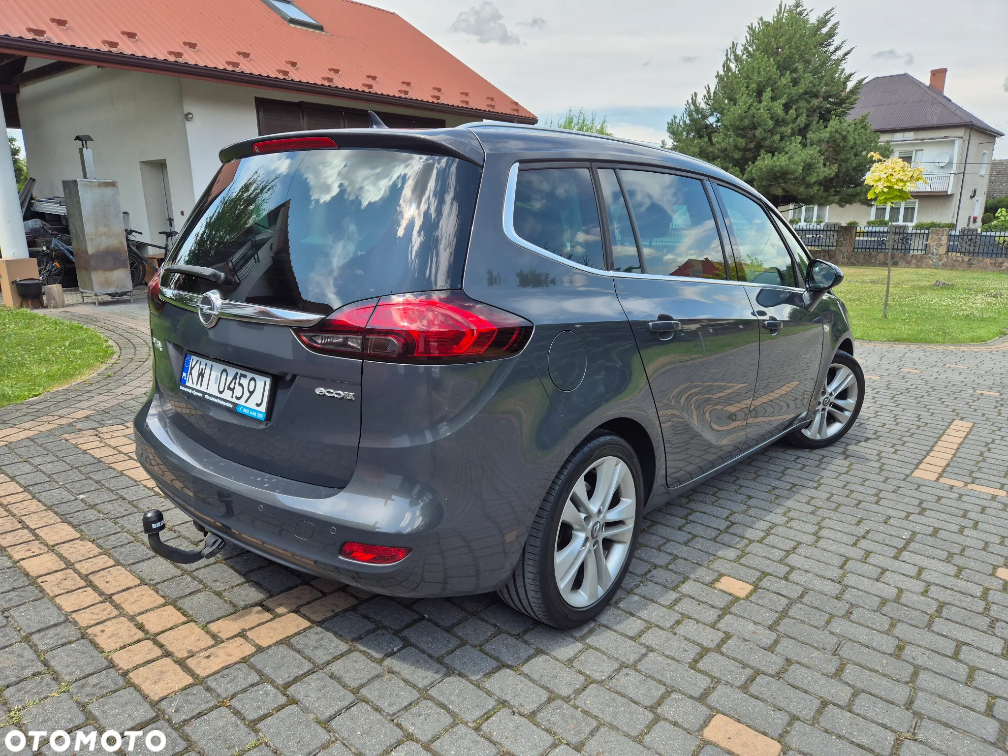 Opel Zafira 1.4 Turbo (ecoFLEX) Start/Stop Business Edition - 2