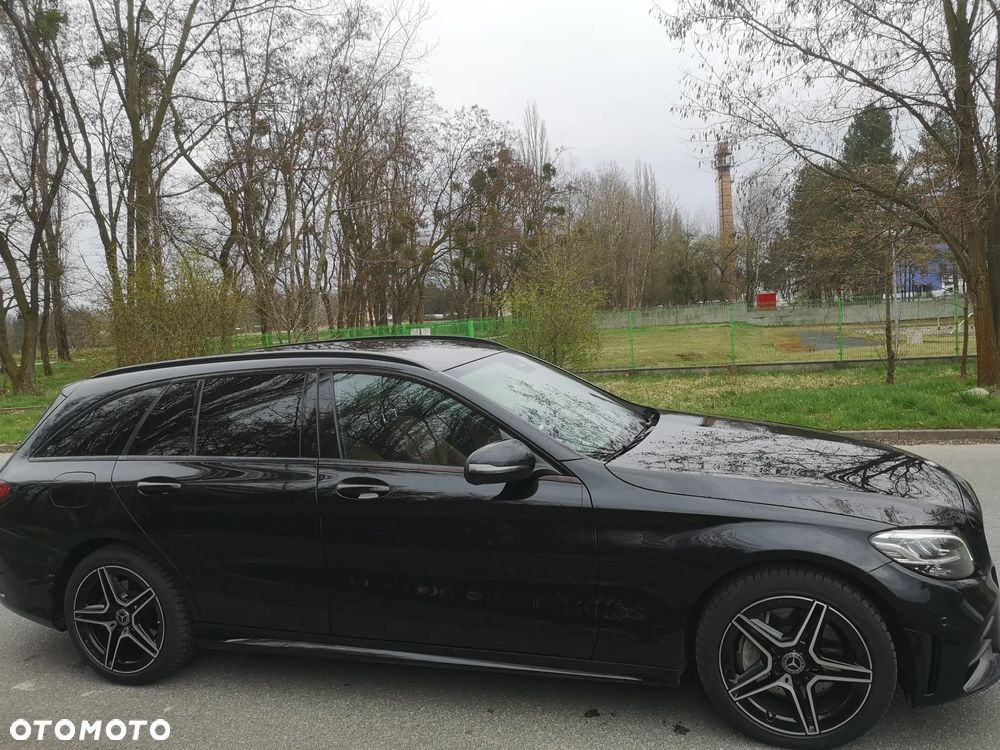 Mercedes-Benz Klasa C 400 4Matic 9G-TRONIC AMG Line - 26