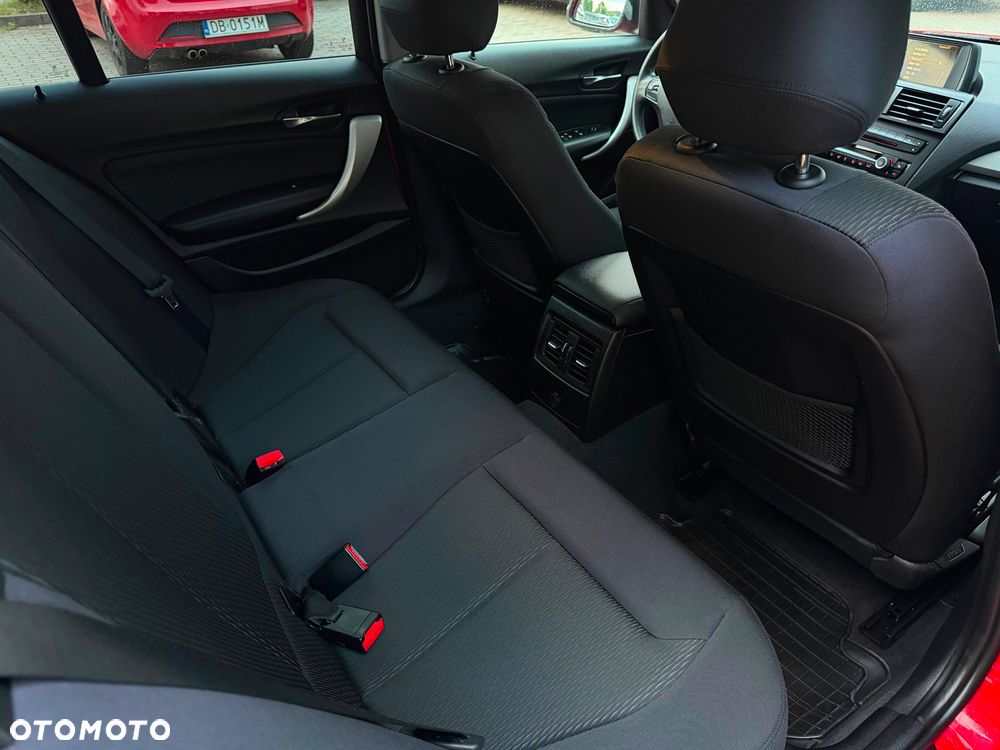 BMW Seria 1 116i Sport Line - 27