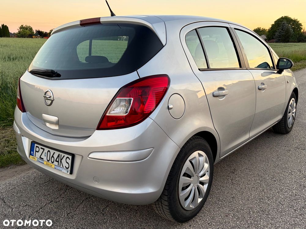 Opel Corsa 1.2 16V Enjoy - 5