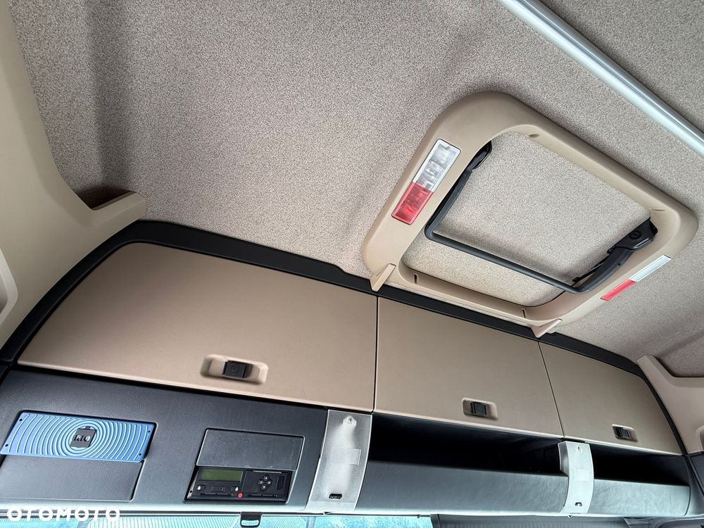 MAN TGX 26.420 / KONTENER / WINDA / 8.5 M DŁUGOŚCI / 21 EUROPALET / 6x2 / 3 OŚ PODNOSZONA I SKRĘTNA / ŁADOWNOŚĆ 14 415 KG / 2018 ROK / Z NIEMIEC - 24