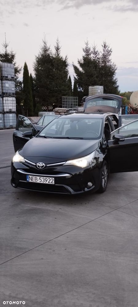 Toyota Avensis 2016