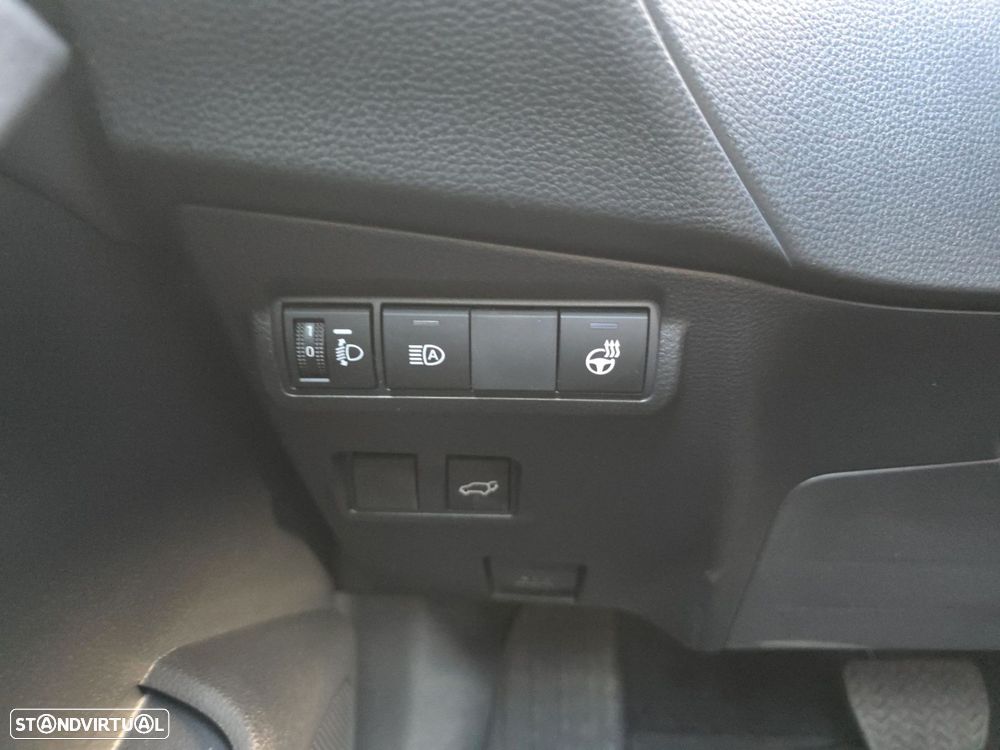 Toyota Corolla Cross 1.8 Hybrid Luxury - 29