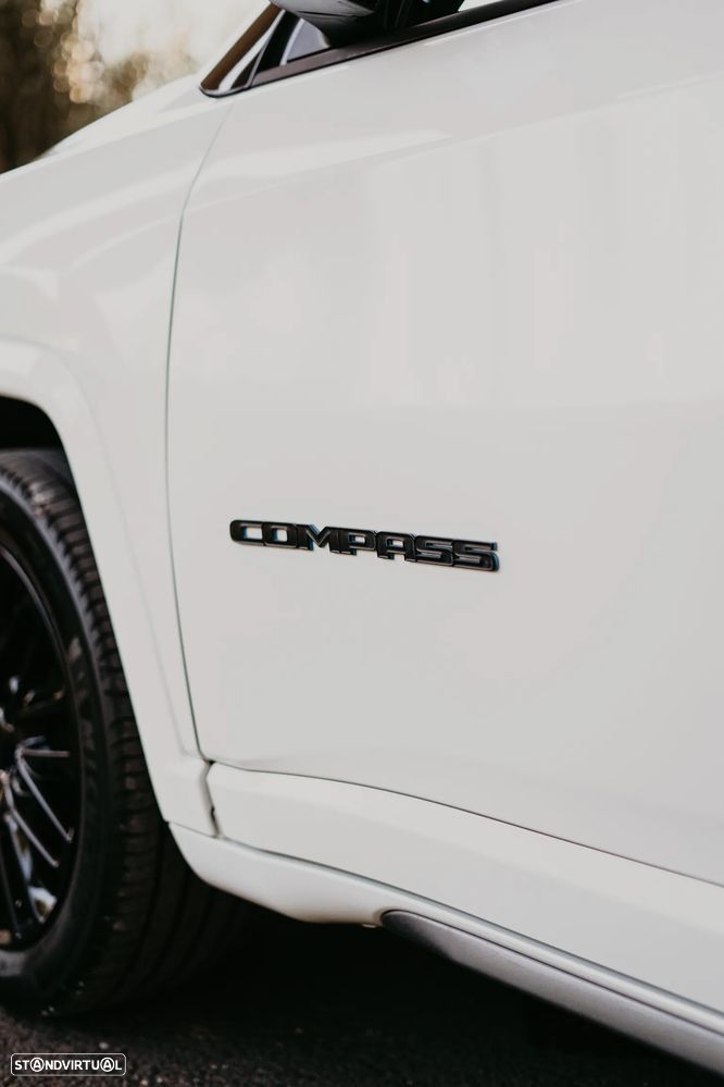 Jeep Compass - 4