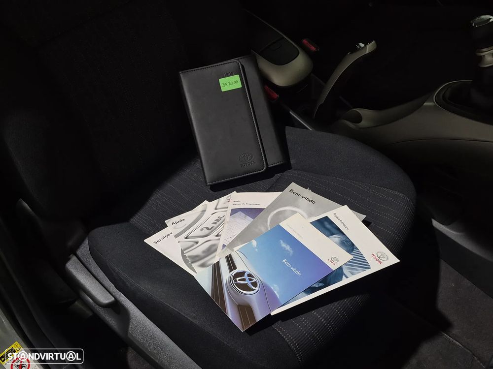 Toyota Auris 1.4 D-4D Comfort - 21