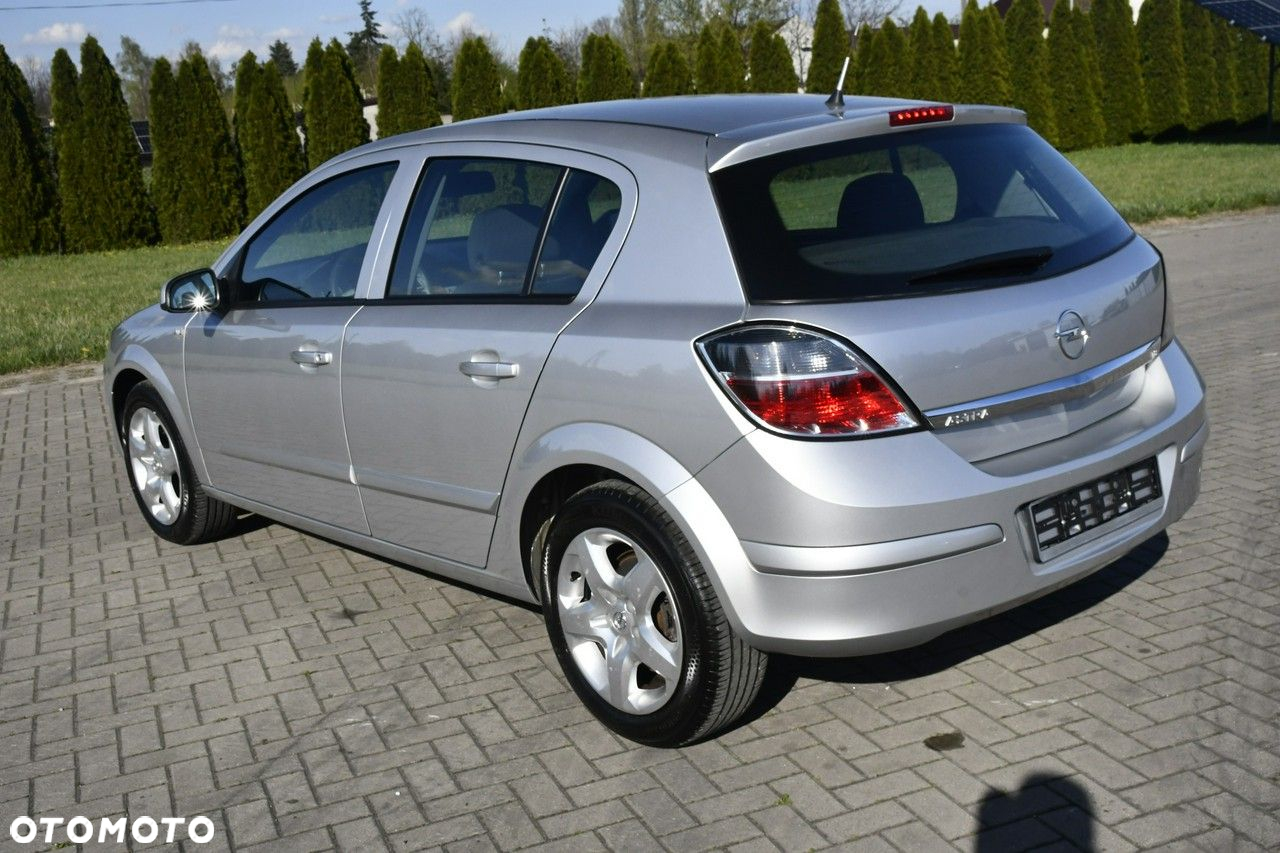 Opel Astra - 10