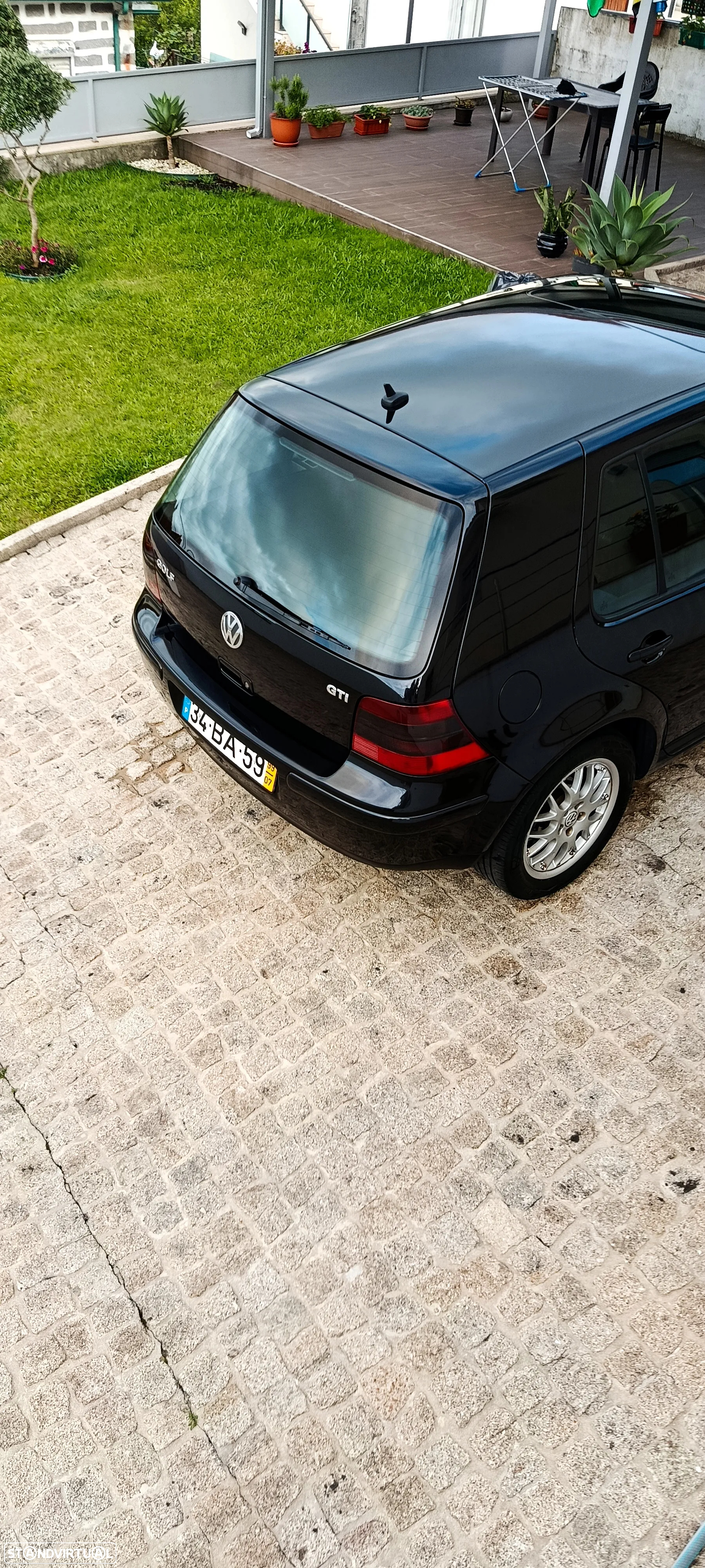 VW Golf - 25