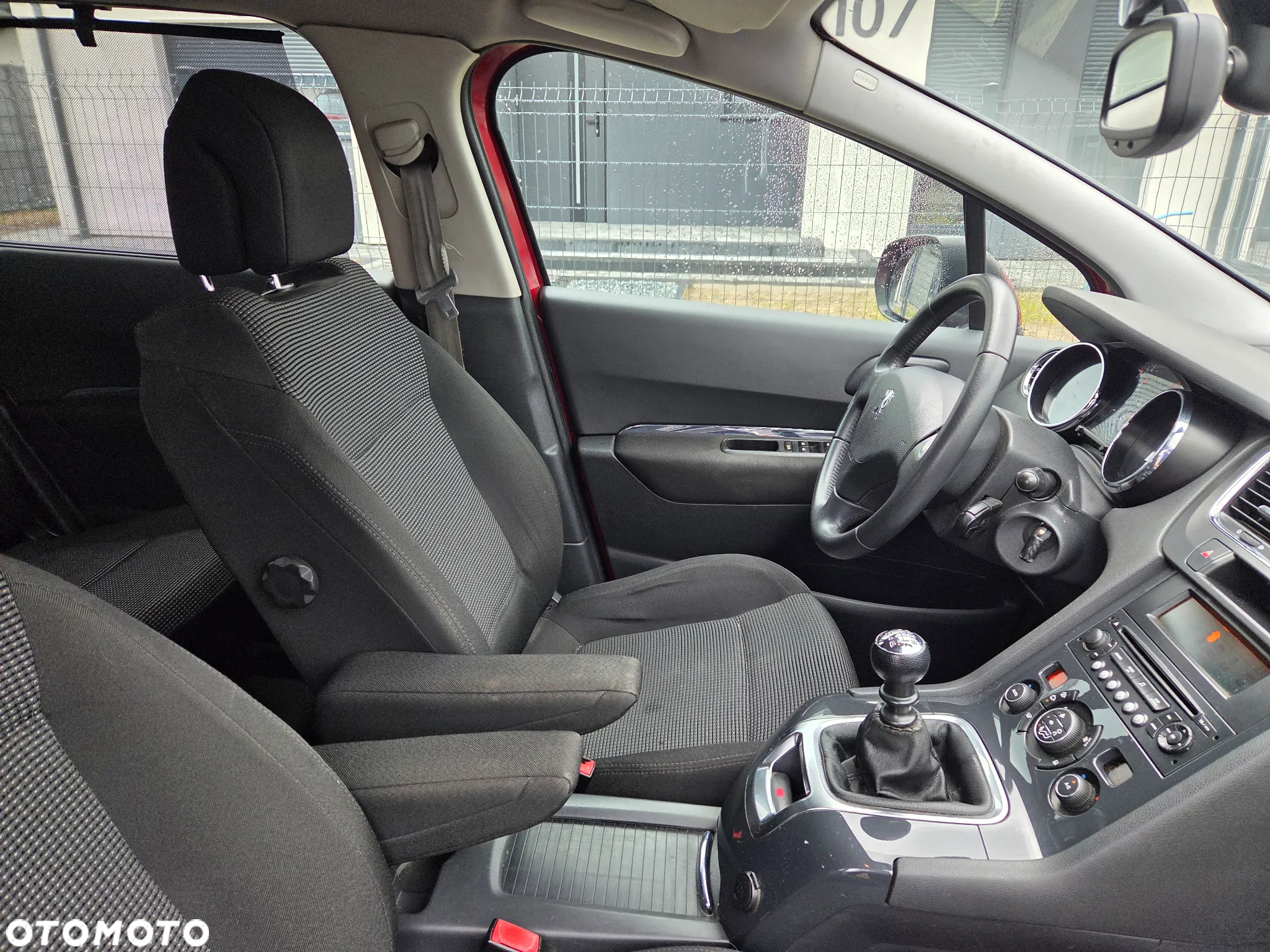 Peugeot 5008 - 12