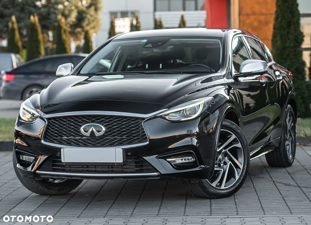 Infiniti Q30 1.6t Premium - 5