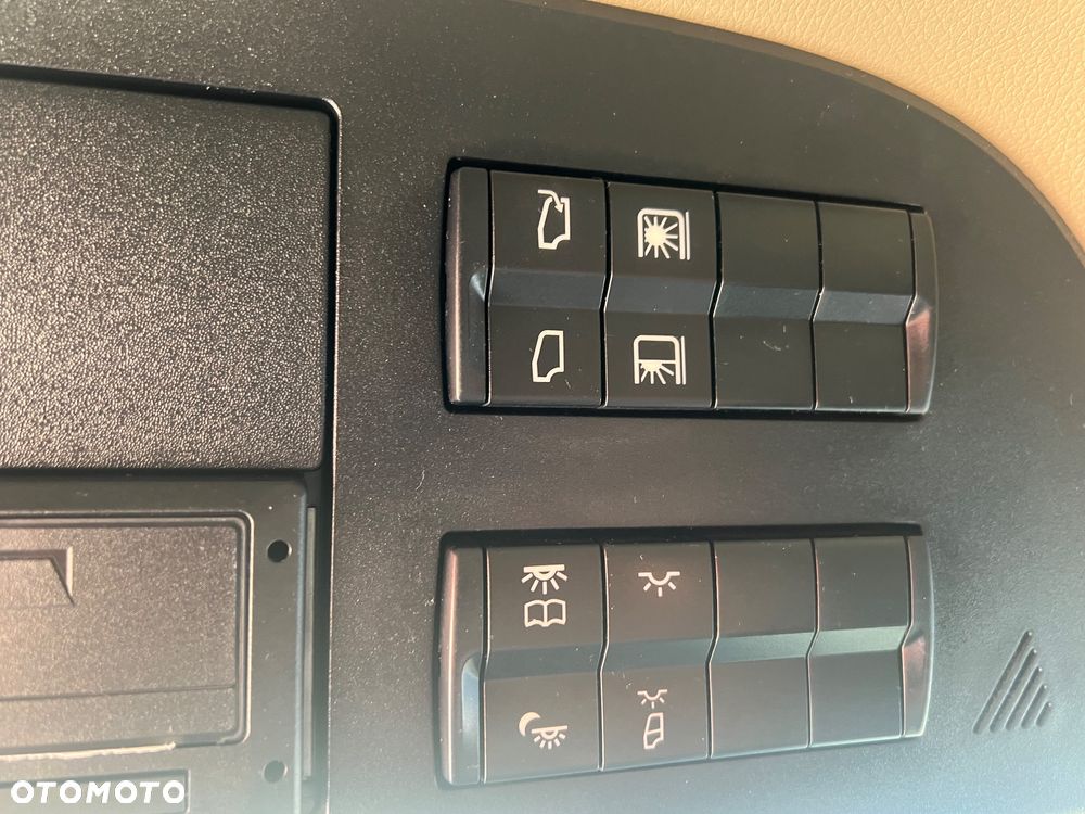 Mercedes-Benz ACTROS bez retardera prokontraktowy - 30