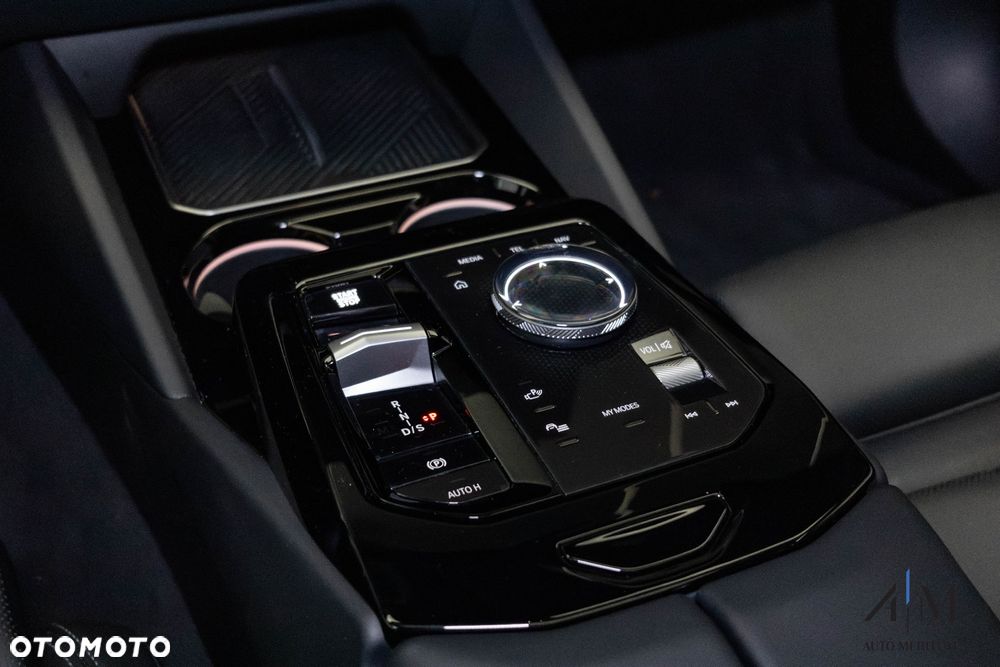 BMW Seria 5 - 25