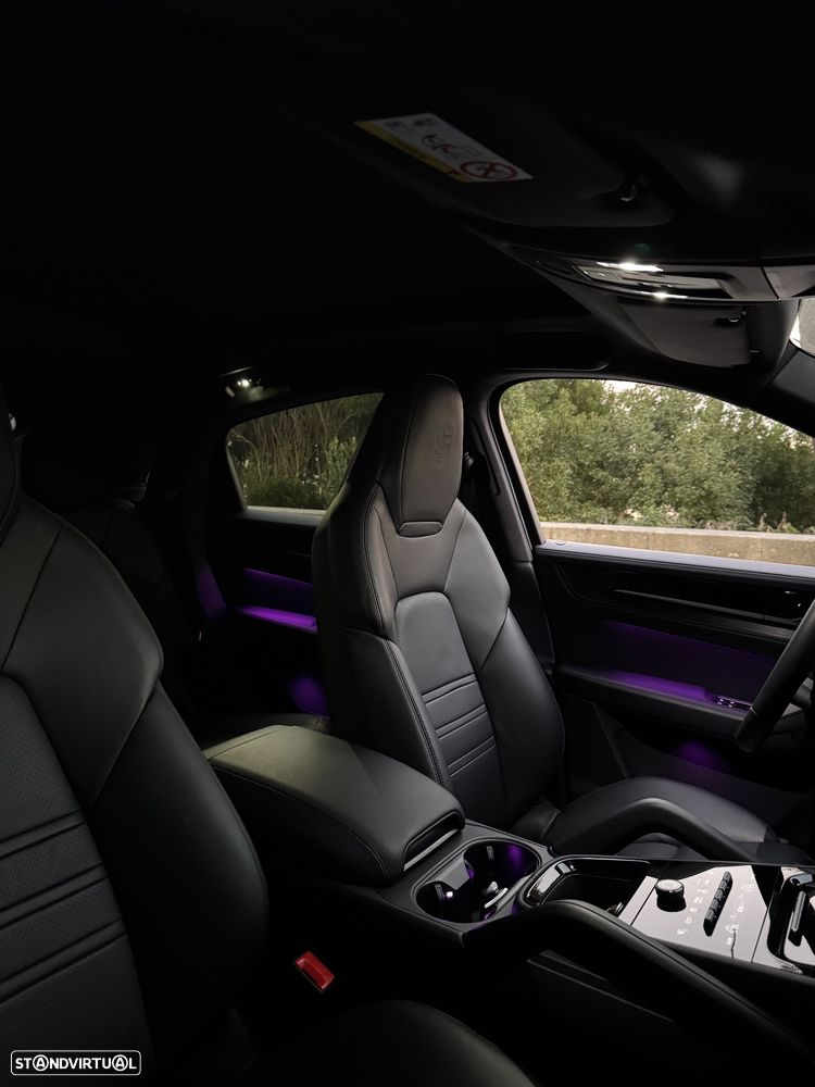 Porsche Cayenne Coupé E-Hybrid Tiptronic S Black Edition - 14