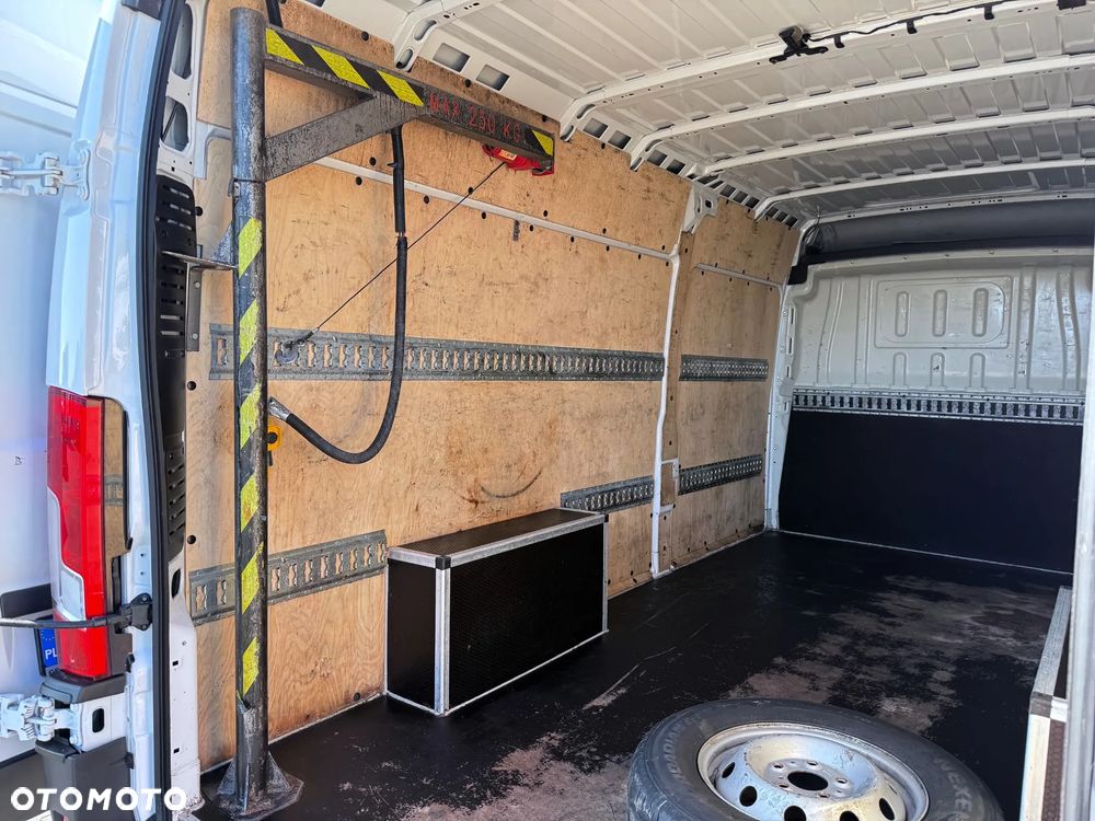 Fiat Ducato L4H2 Long Maxi DŹWIG 250 KG !!! Salon PL, Jeden Właściciel - 16