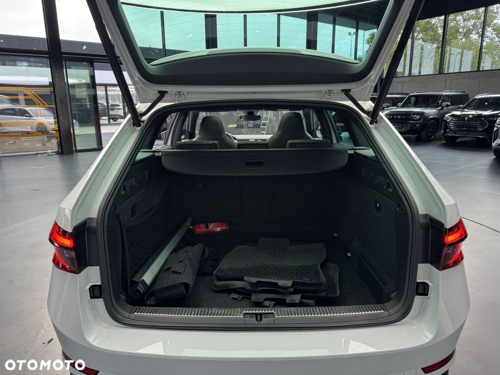 Skoda Superb 2.0 TDI SCR 4x4 Sportline DSG - 22