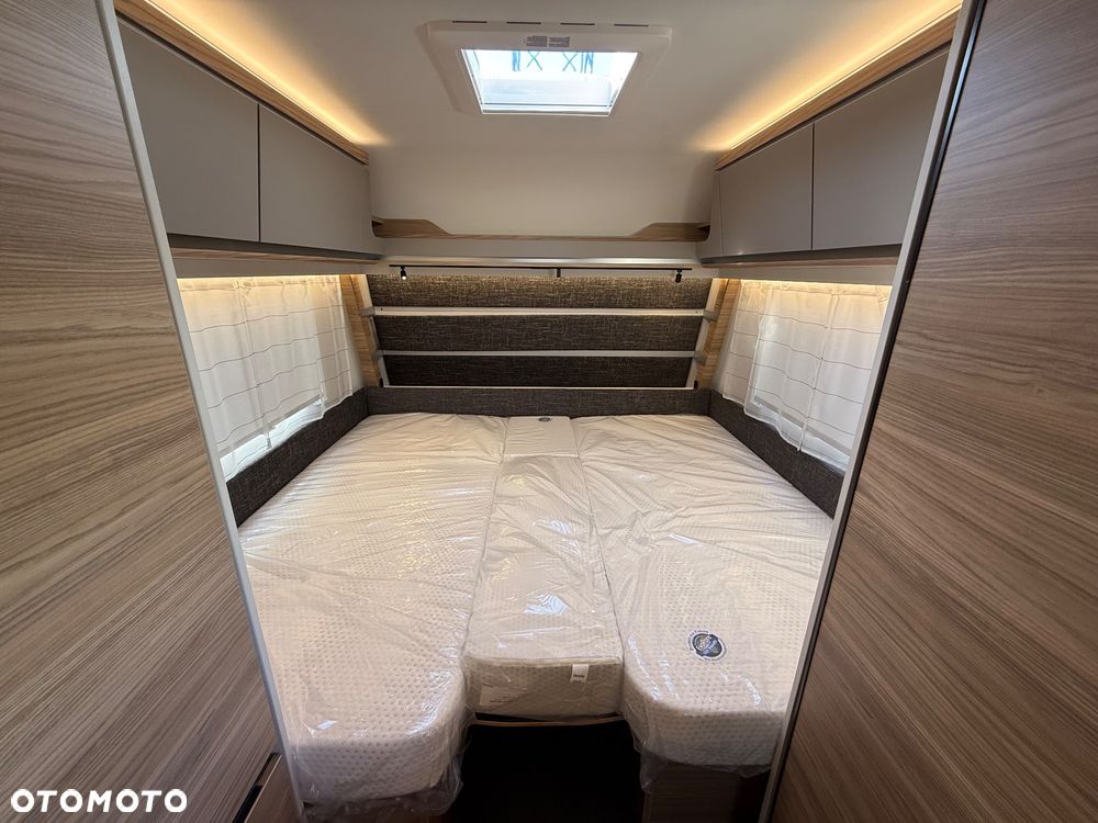 Dethleffs Nomad 490 EST - 12