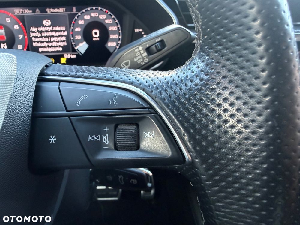 Audi Q3 45 TFSIe S tronic S line - 19
