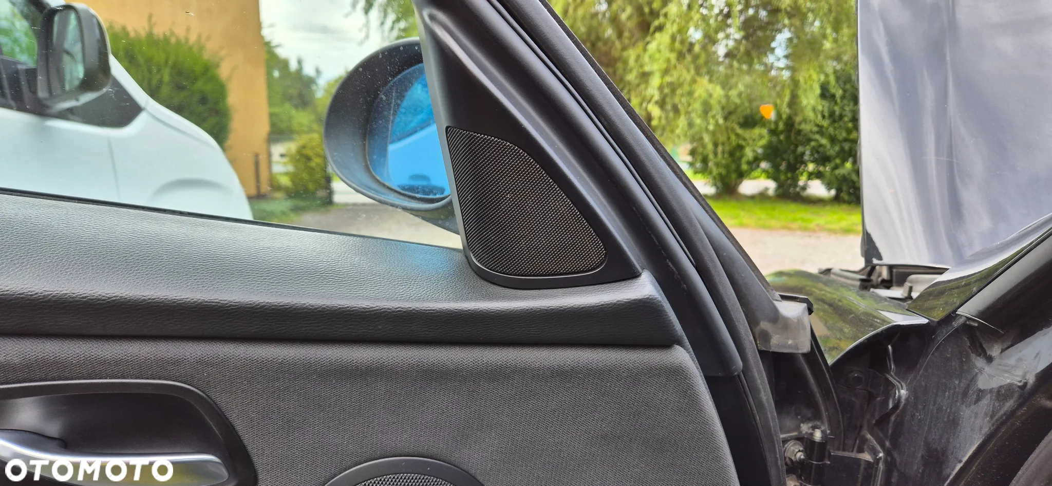 BMW Seria 3 318i - 8