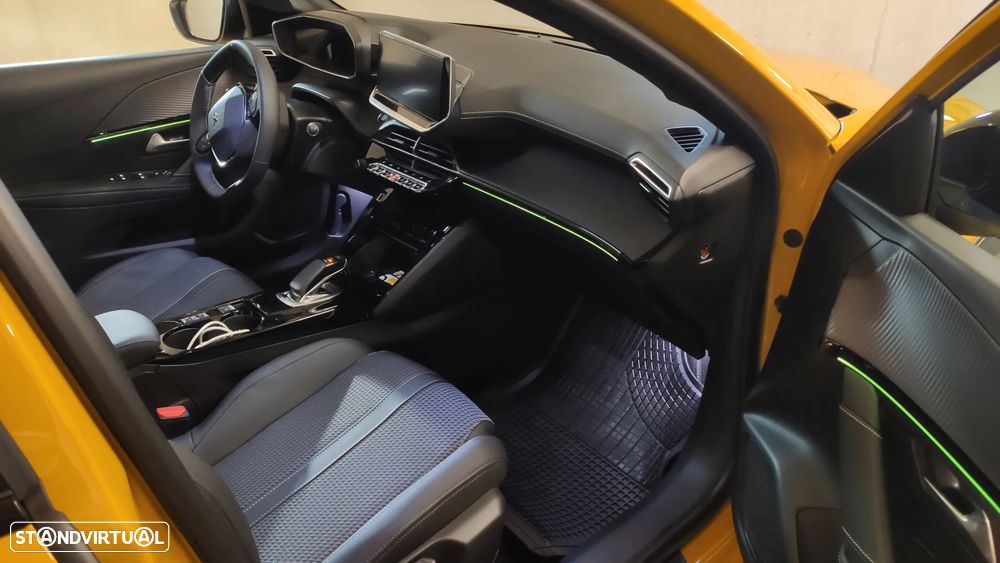 Peugeot e-208 50 kWh GT - 2