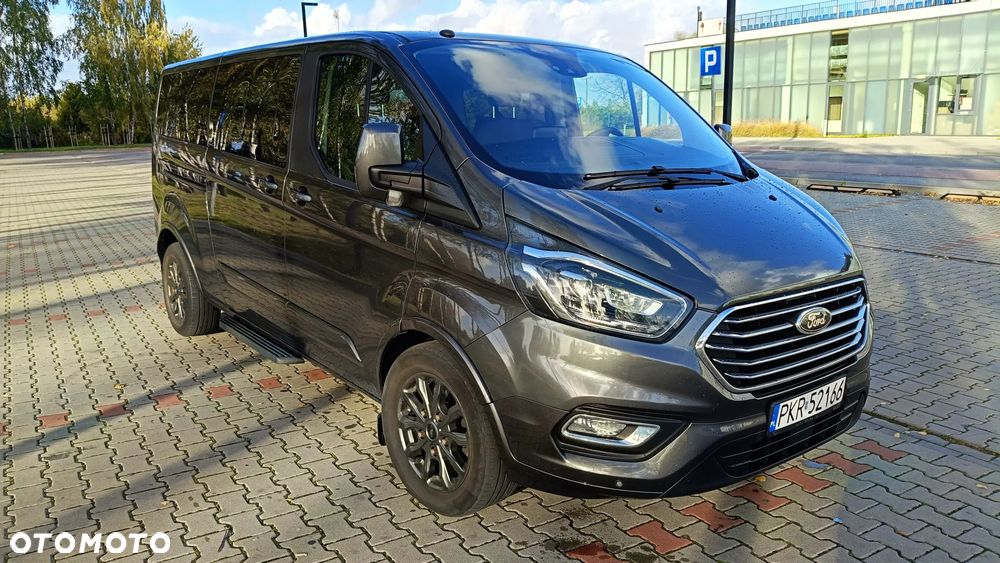 Ford Tourneo Custom - 4