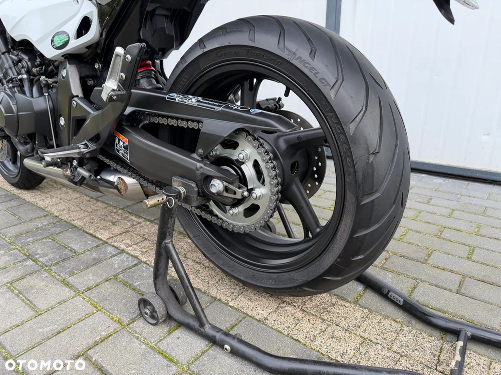 Honda Hornet - 12