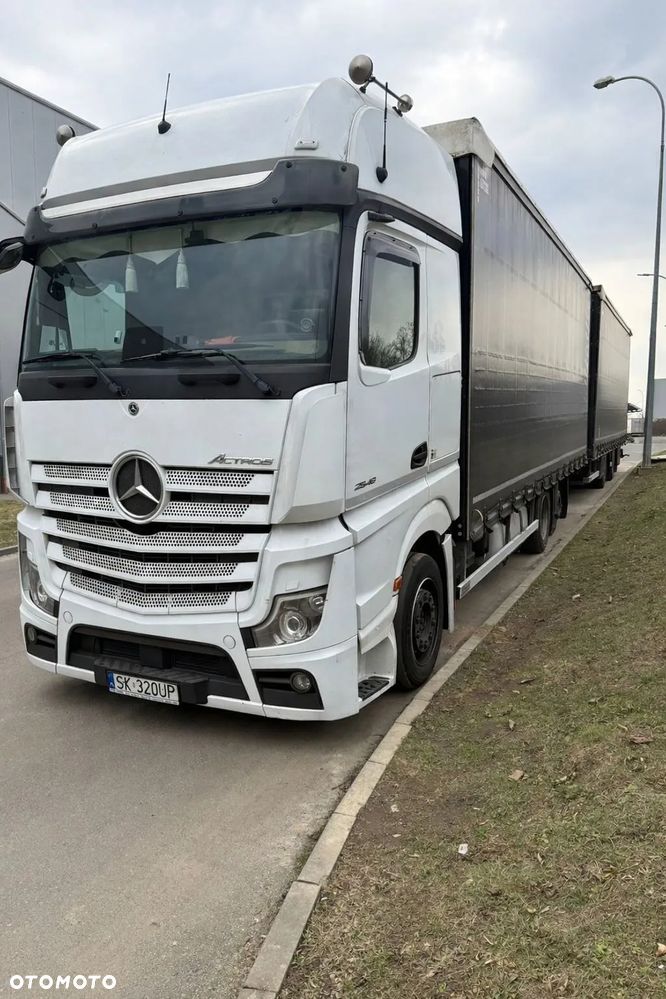Mercedes-Benz ACTROS - 2
