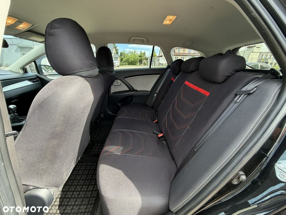 Toyota Avensis - 9