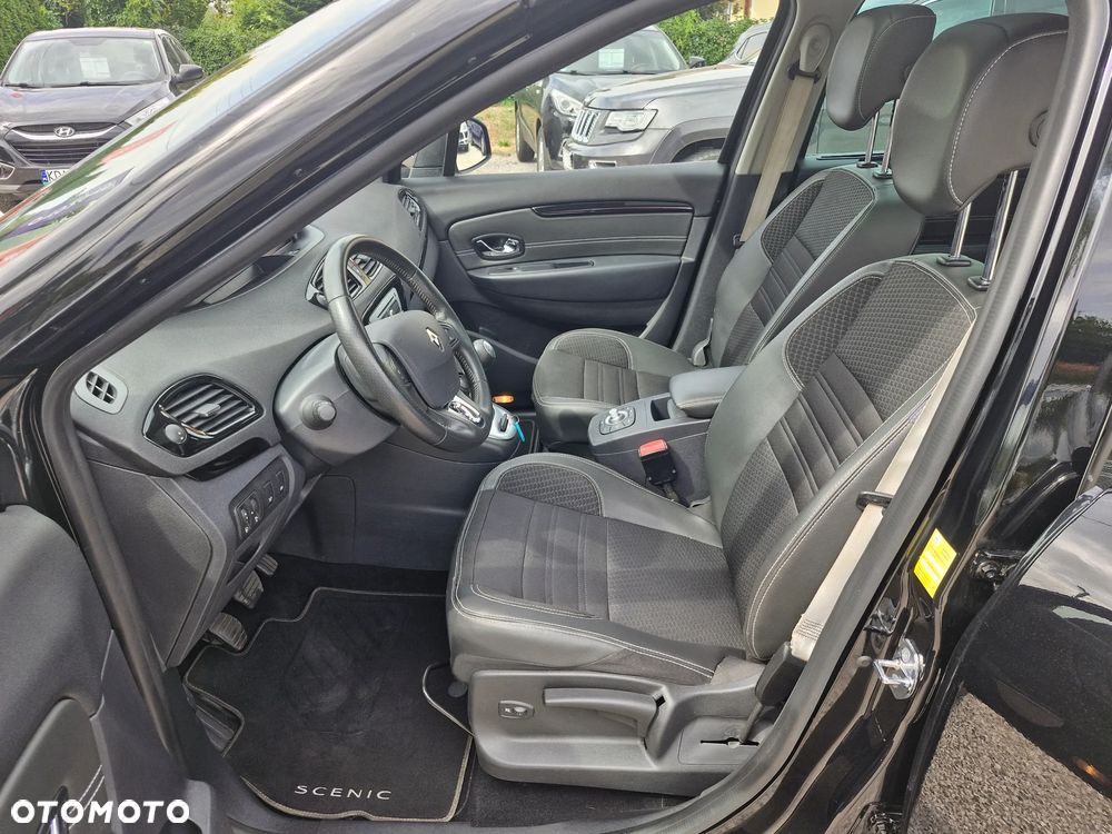Renault Grand Scenic ENERGY TCe 130 BOSE EDITION - 14