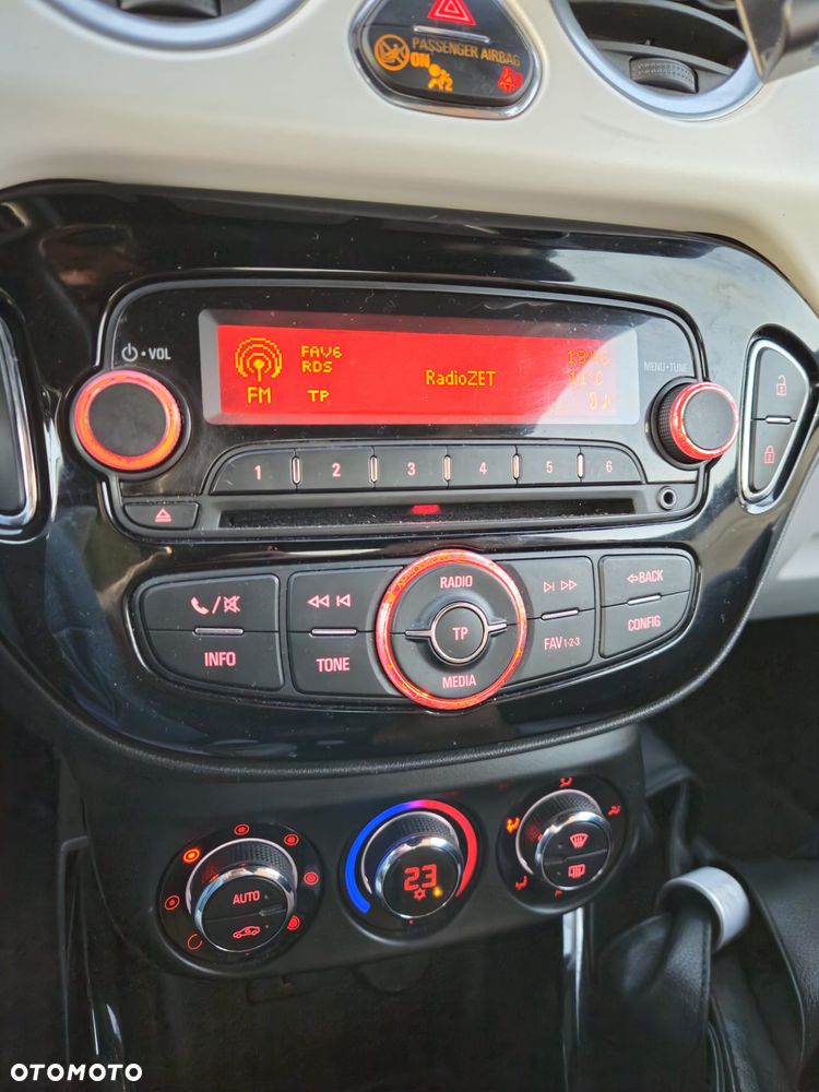 Opel Adam 1.2 Rocks - 21