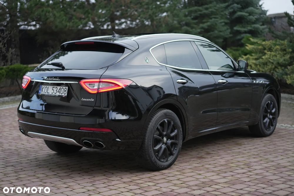 Maserati Levante - 8