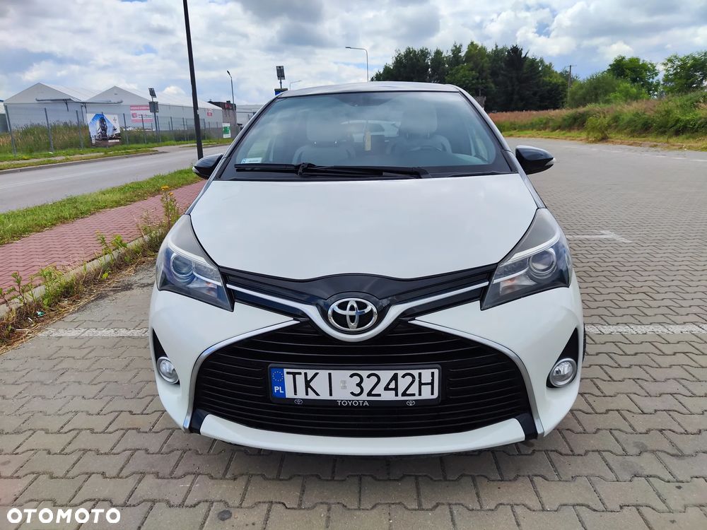 Toyota Yaris 1.33 Selection Passion - 1