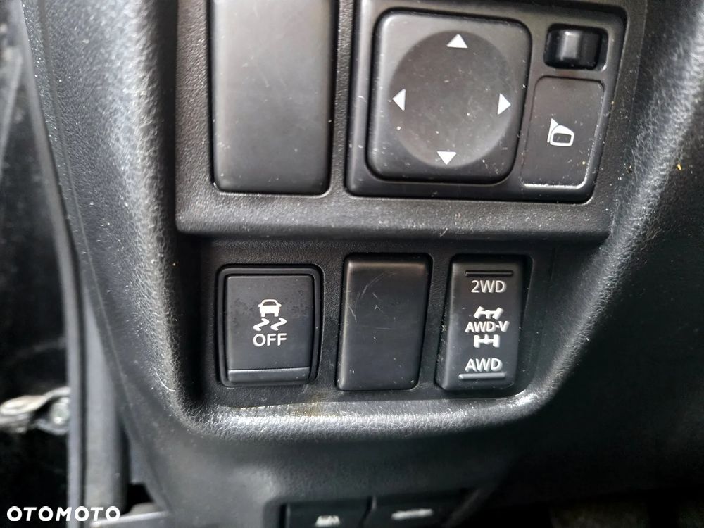 Nissan Juke 1.6 DIG-T ALL-MODE 4x4i CVT Tekna - 10
