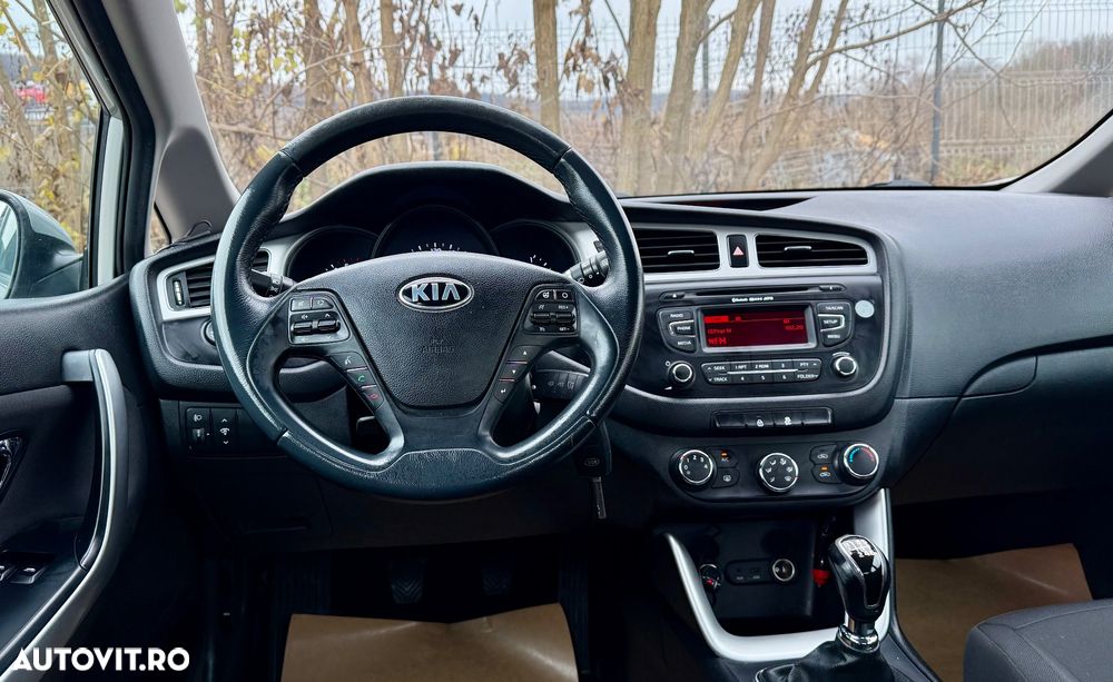 Kia Ceed Cee'd 1.4 DSL STAR - 36