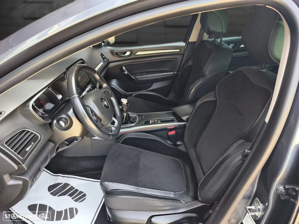 Renault Mégane Sport Tourer 1.5 dCi Intens - 9