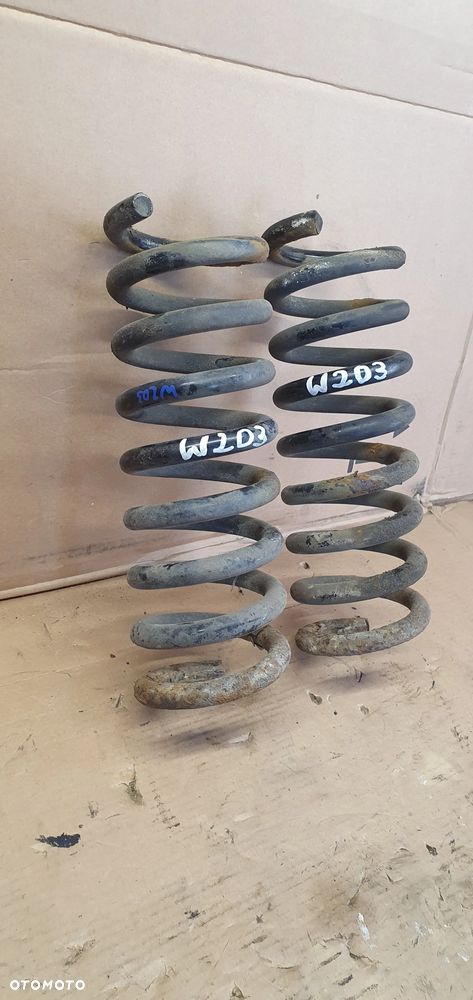 Sprężyny sprężyna tył tylne Mercedes W209 - 4