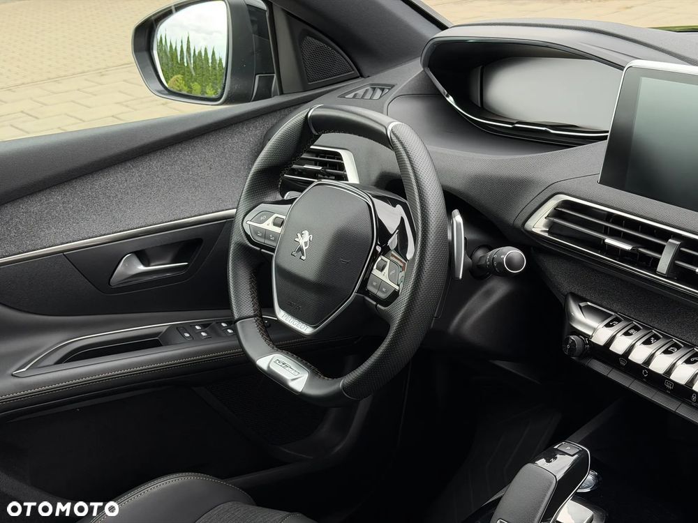 Peugeot 3008 1.2 PureTech GT Pack S&S EAT8 - 32