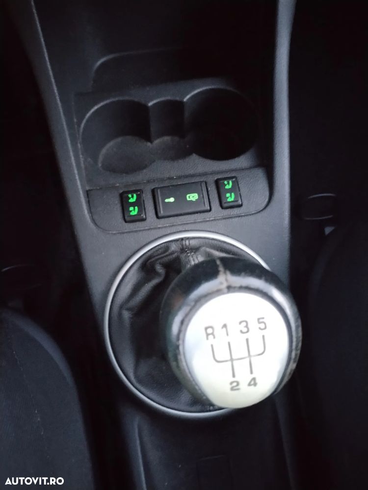 Skoda Fabia 1.4 Sport - 6