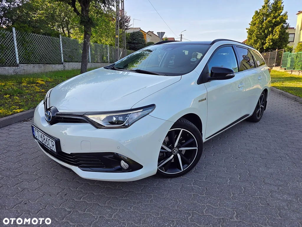 Toyota Auris Hybrid 135 Selection - 4