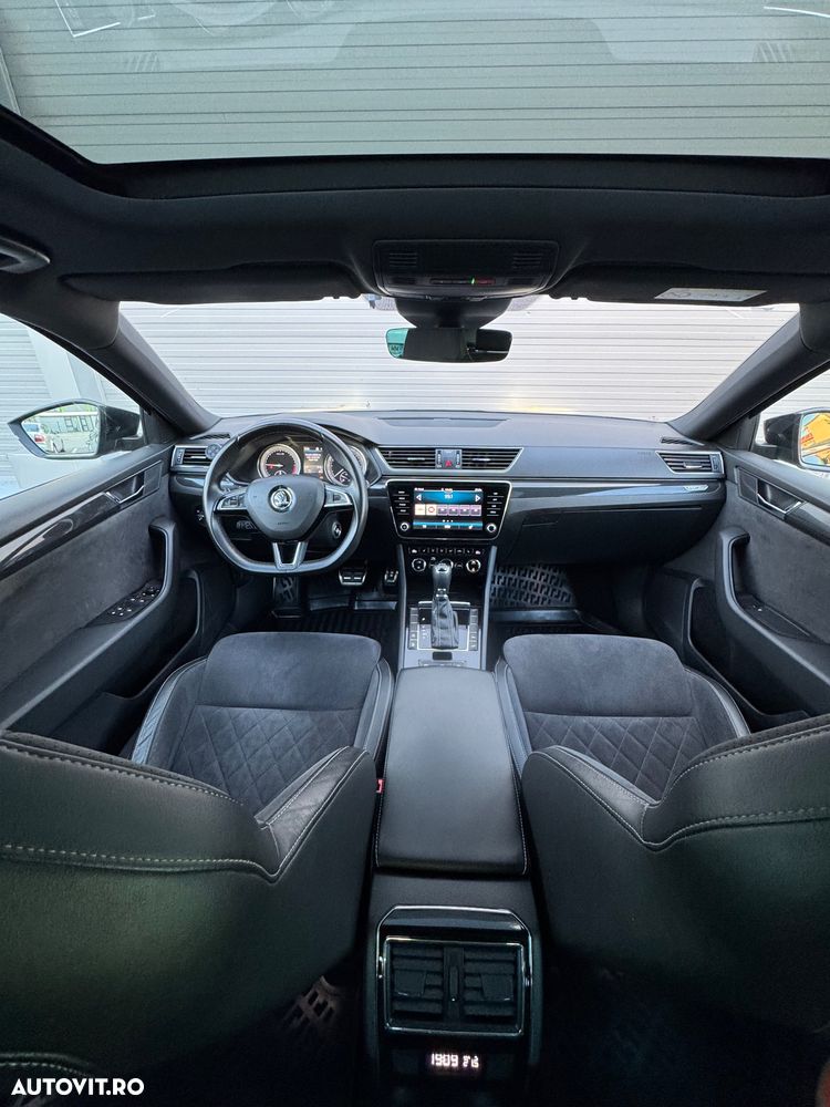 Skoda Superb 2.0 TDI DSG Sportline - 3