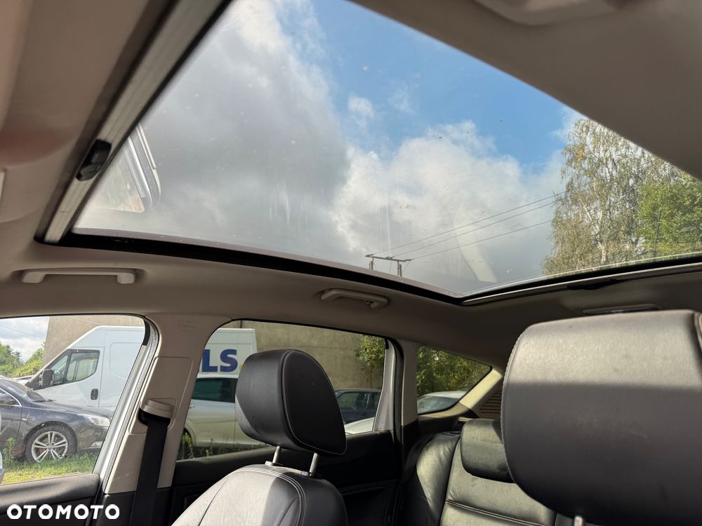 Ford Kuga 2.0 TDCi 4x4 Titanium - 9