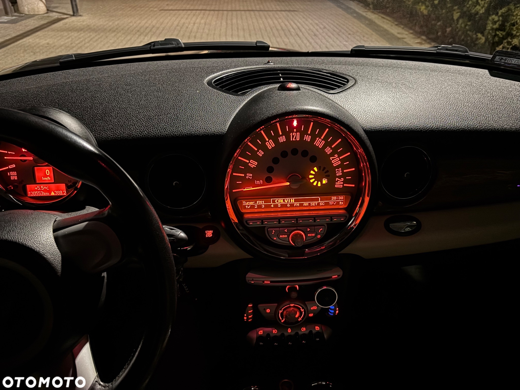 MINI Cooper Standard - 17