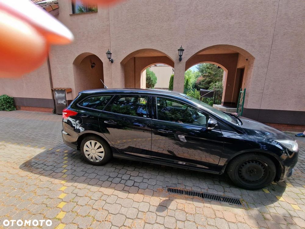 Ford Focus 1.6 Trend - 4