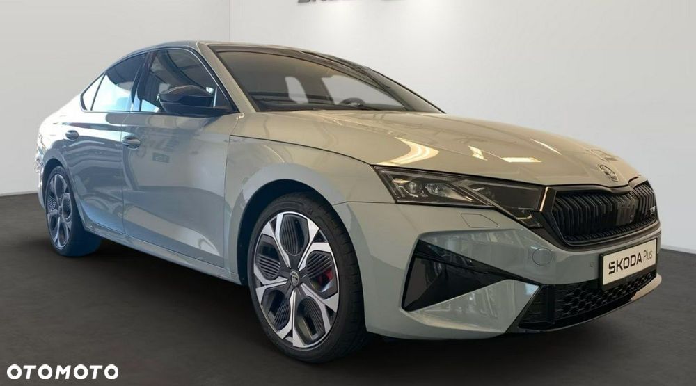 Skoda Octavia 2.0 TSI RS DSG - 2