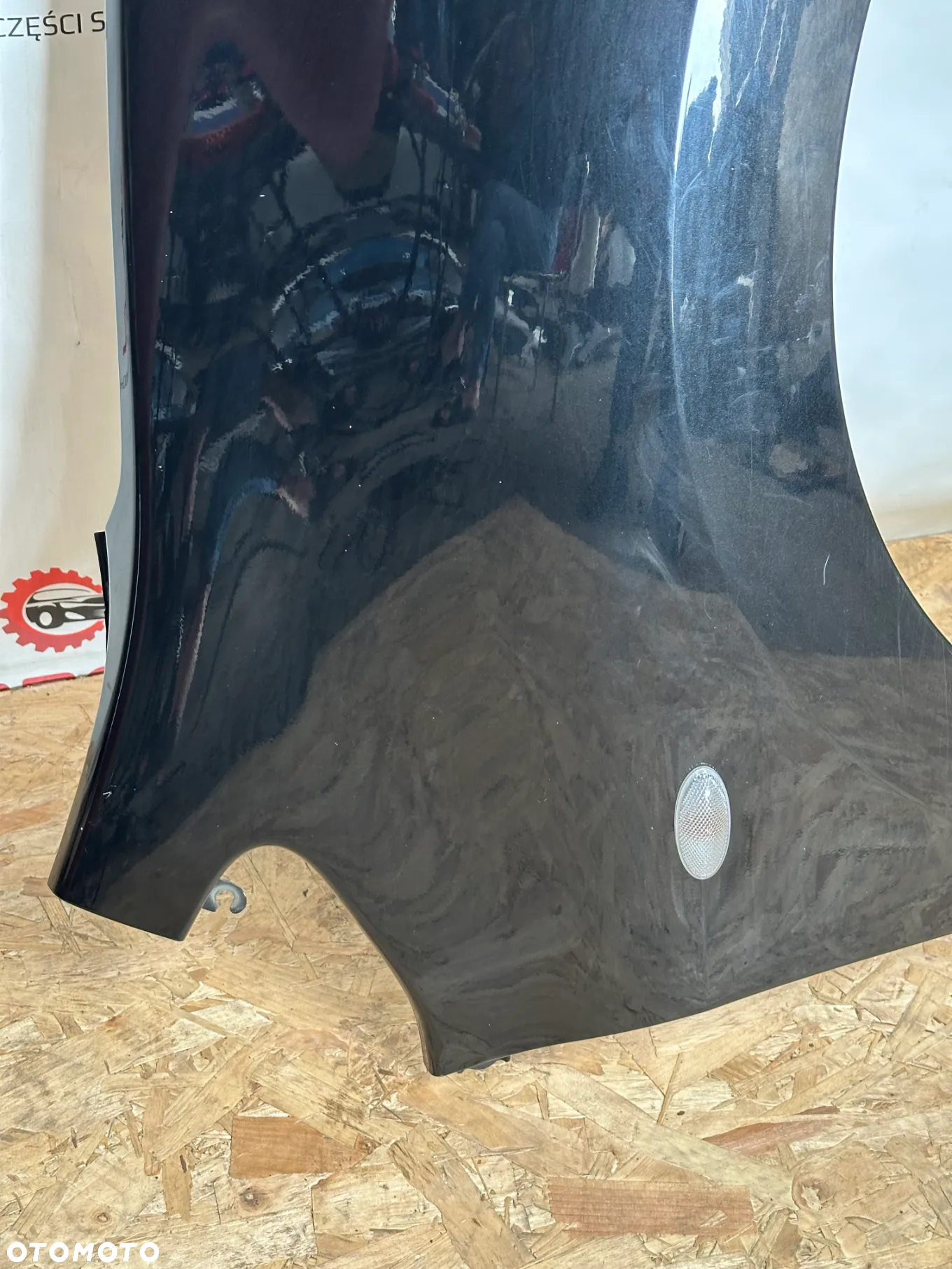 BŁOTNIK PRZEDNI PRAWY TOYOTA AURIS I 06-09  L01 - 3