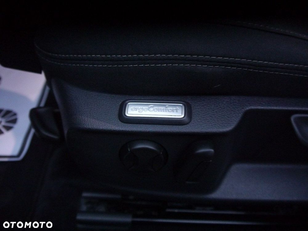 Volkswagen Passat Variant - 19