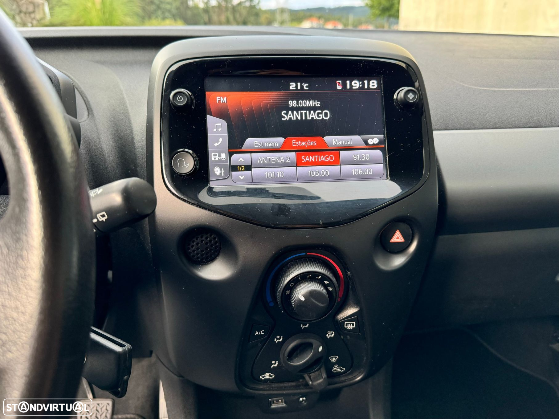 Toyota Aygo 1.0 X-Play Plus - 20